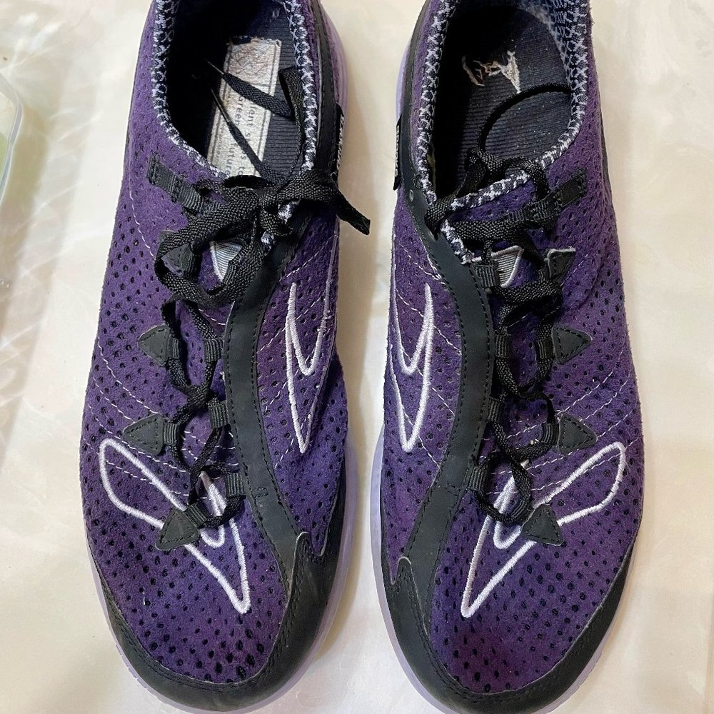 Brooks Green Silence Running Shoes